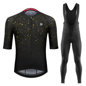 UNIFORME 06